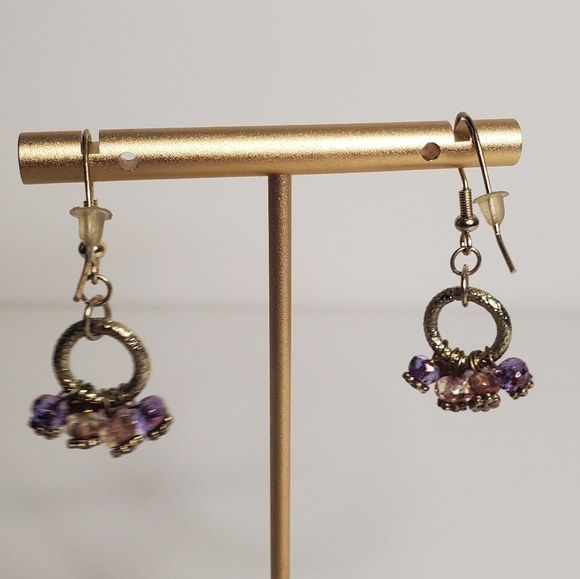 Purple beaded dangle circle earrings - vintage 1.5" long. - Picture 4 of 8